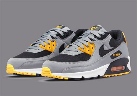 air max 90 batman shoes